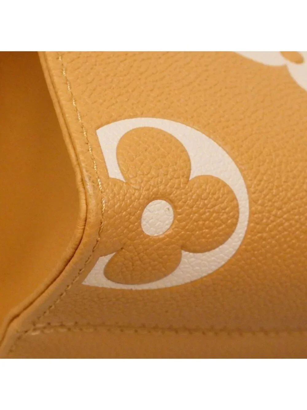 Louis Vuitton Handbag Monogram Empreinte Bicolor On The Go PM Arizona Cream